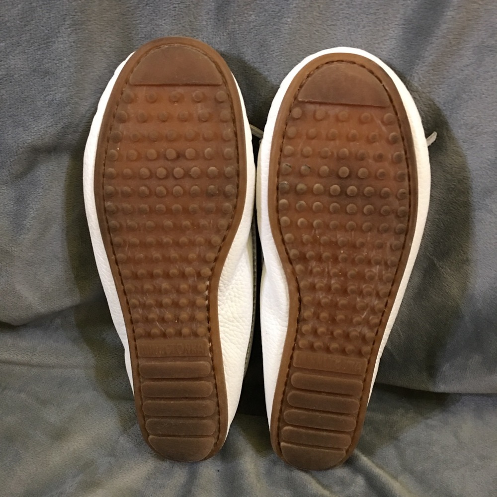 Minnetonka Moccasins - Picture 6 of 7